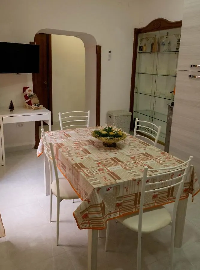 Casa Vacanza Russo Enzo Naples Italy
