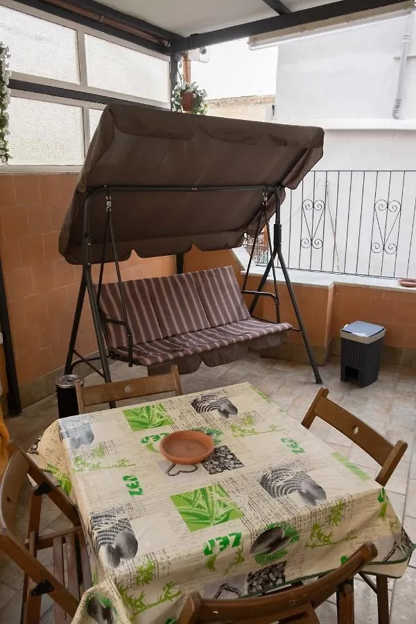 Holiday home Casa Vacanza Russo Enzo Naples