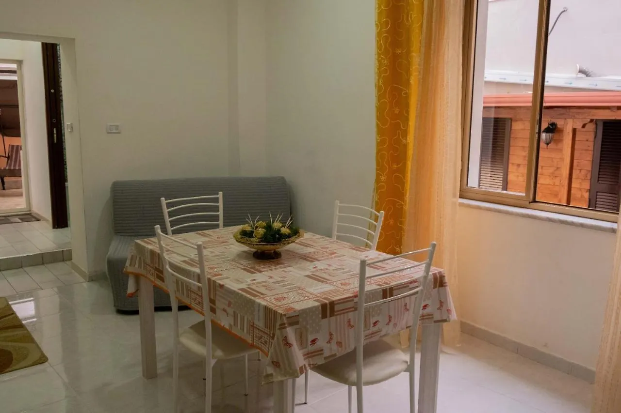 Casa Vacanza Russo Enzo Naples Holiday home