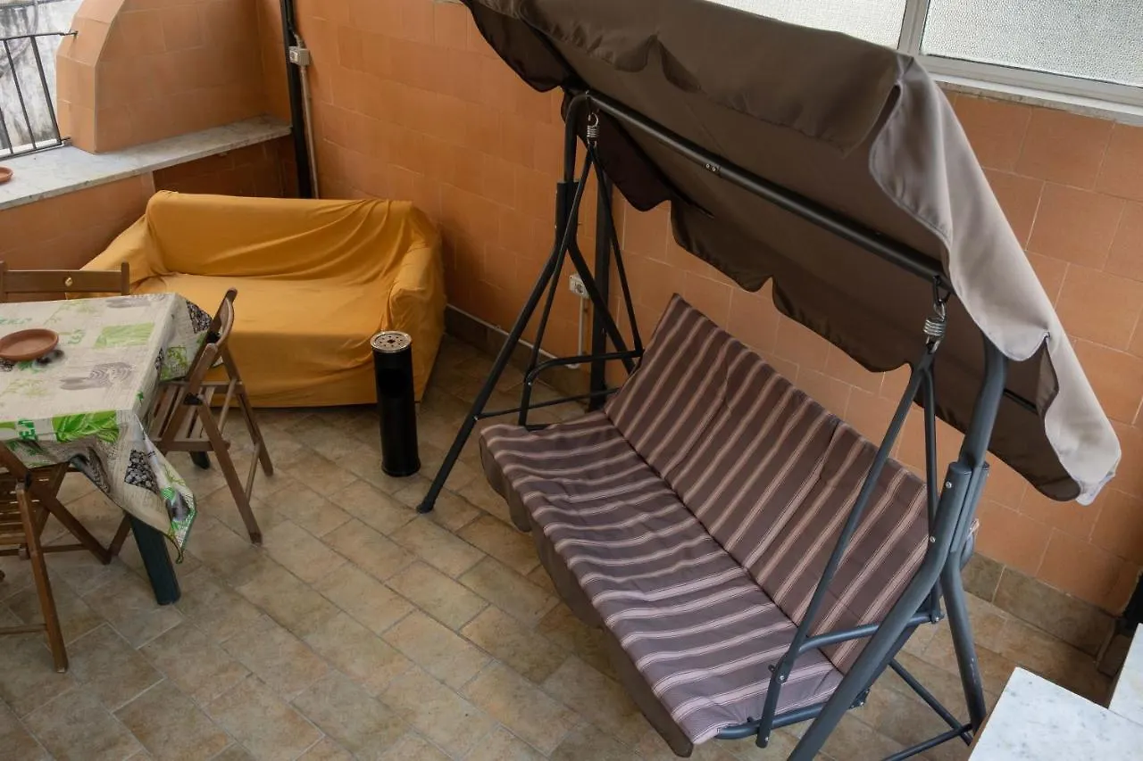 Casa Vacanza Russo Enzo Naples 0*,  Italy