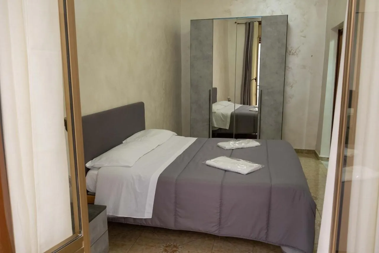 Holiday home Casa Vacanza Russo Enzo Naples